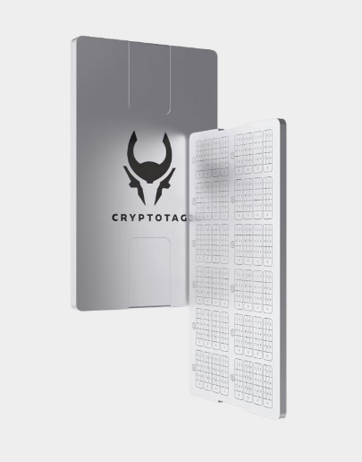 Deze Trezor Legacy Bundle combineert de kracht van de meest populaire crypto hardware wallet met de goddelijke recovery seed van niemand minder dan Zeus zelf.